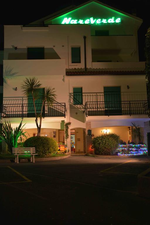 Residence Mare Verde Pietra Ligure Eksteriør billede